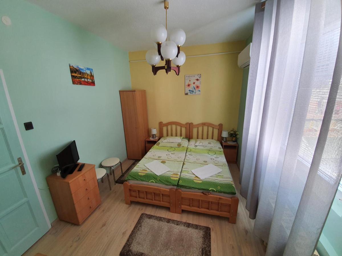 Panorama Vendeghaz Otel Miskolc Dış mekan fotoğraf